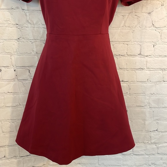 1. State shoulder cut out mini dress - Picture 3 of 6